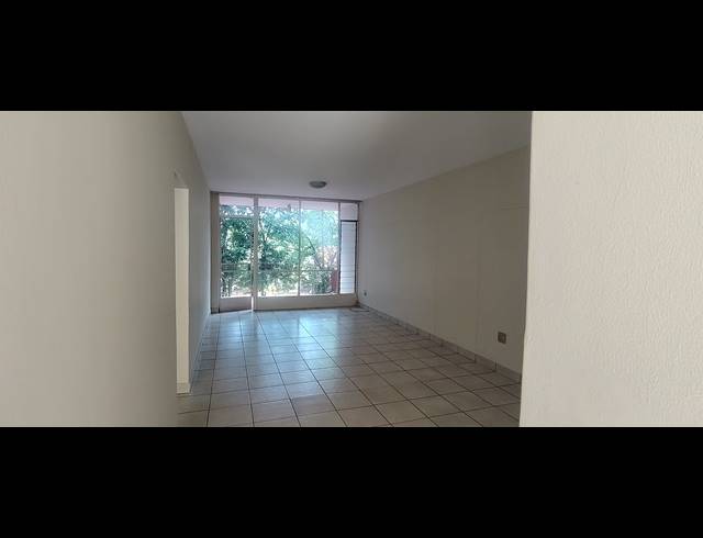 2 BEDROOM APARTMENT FOR SALE IN RANDBURG CENTRAL